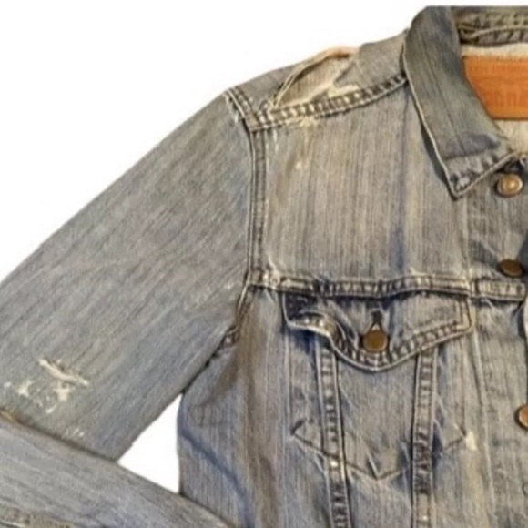 LEVIS Vintage Distressed Premium Denim Trucker Jacket - Picture 5 of 10